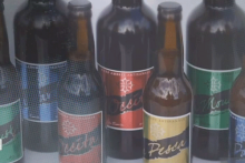 Barcelona TV - #aranésòc. Presentacion de cervesas de Brasseriá d'Òc dins lo Jan Petit