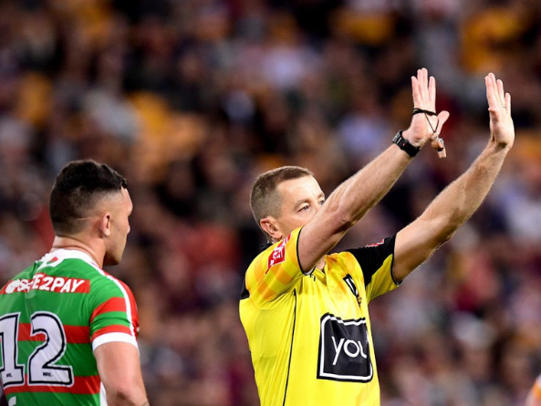 L’NRL demanda als arbitres de daissar pas passar los placatges nauts e las cargas amb l’espatla endavant. Los <em>sin bins</em> (cartons jaunes : dètz minutas de suspension) se multipliquèron long del Magic Round